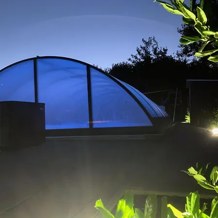 Privat Apartment Balatonszabadi